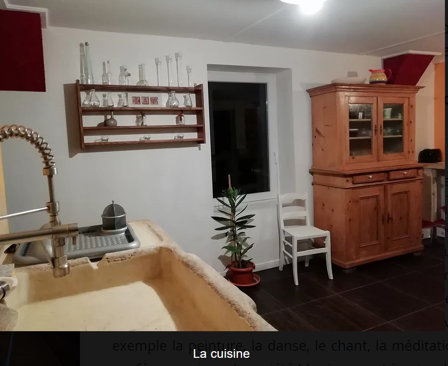 GITE LA SCIERIE CUISINE
